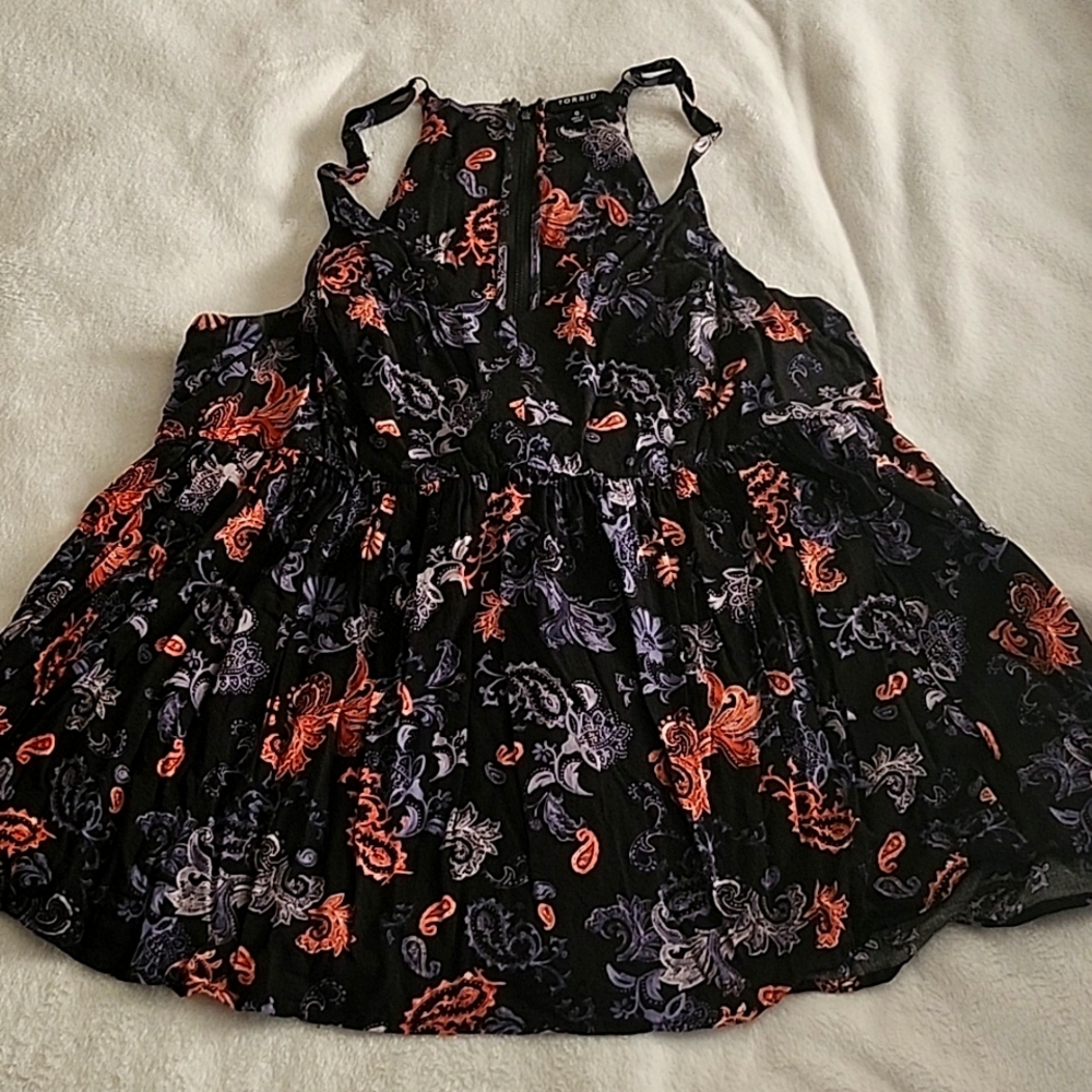 TORRID top